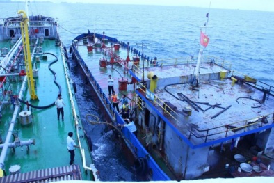 Áp dụng cơ chế mới cho xuất nhập khẩu xăng dầu 